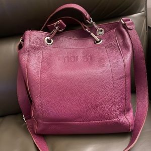 M0851 iconic tote in deep rich plum colour.